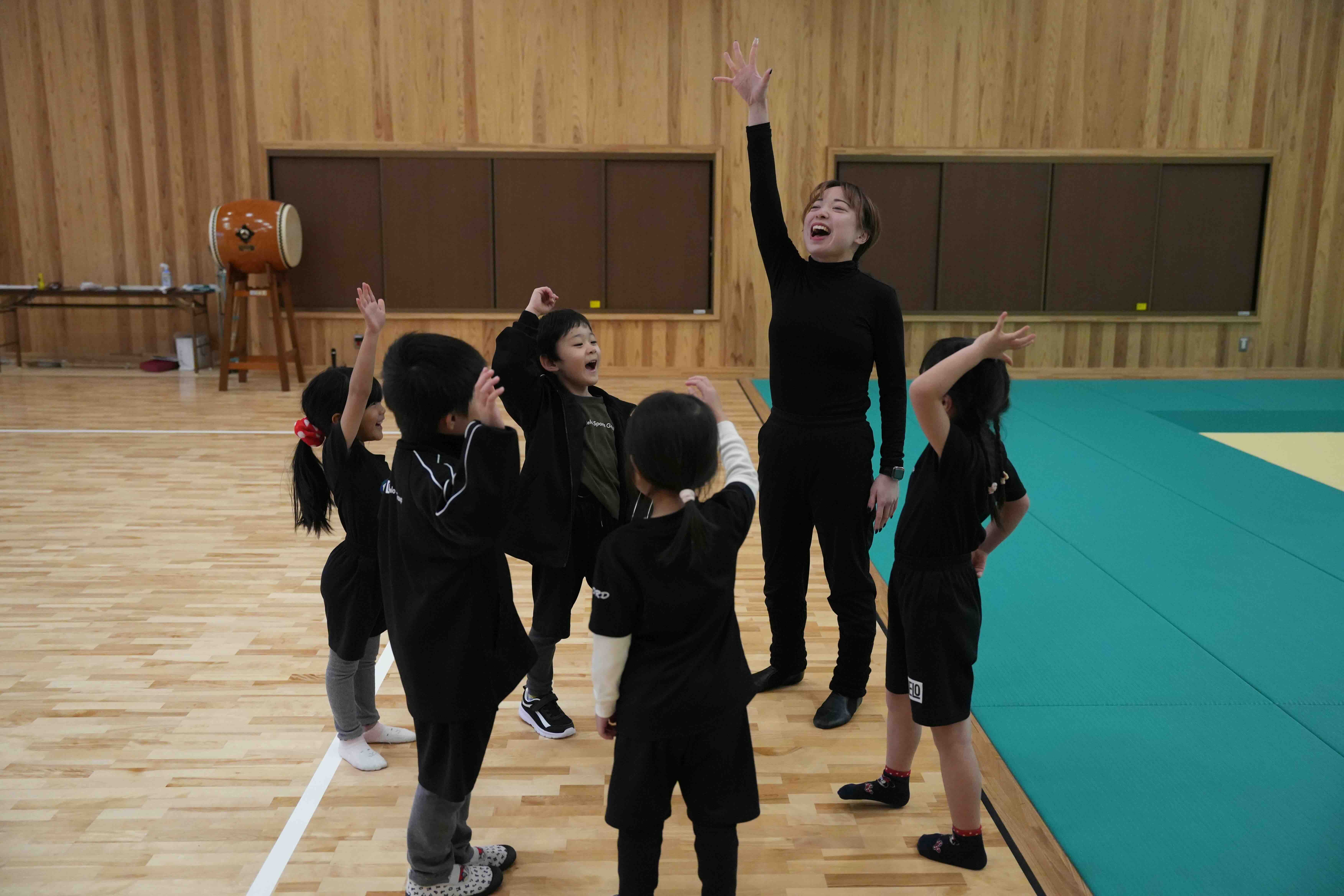 はじめての一歩が、地域で続く自信に。みどりの学園とつながるスポーツクラブで、新しい挑戦を始めよう！